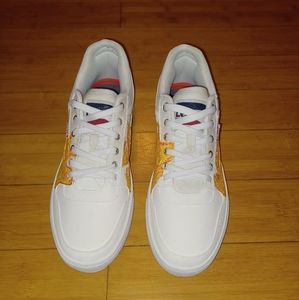 Levi's canvas sneakers